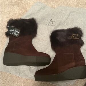 Aquatalia Women's Vallaine Dark Brown Suede 8 B USAquatalia Women's